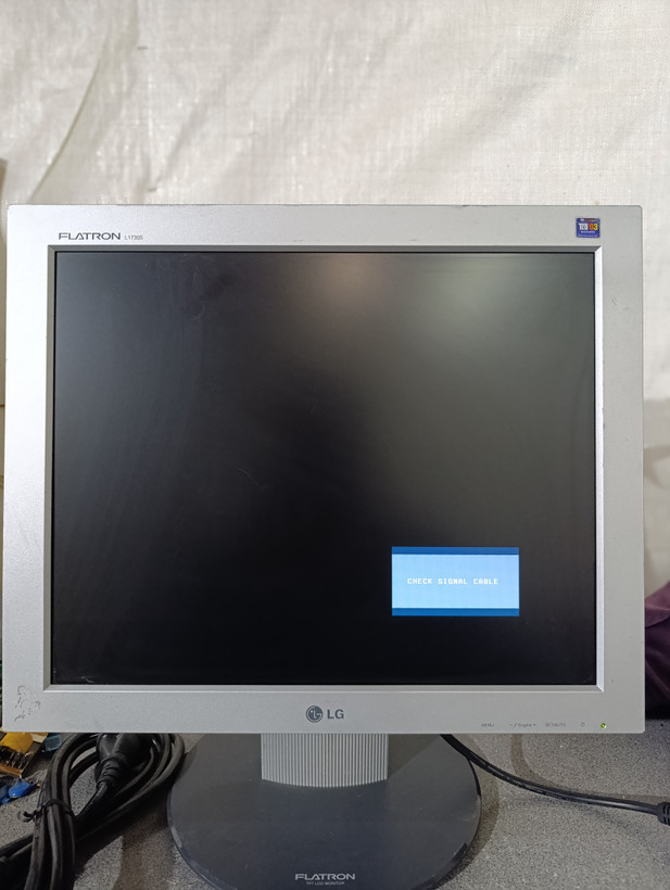 مانیتور ۱۷ اینچ ال جی L1730s استوک