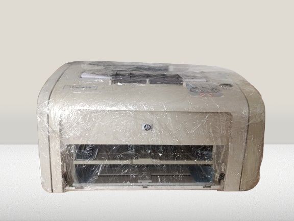 پرینتر اچ پی لیزری 1018 استوک جنرال سرویس شده همراه با کارتریچ
