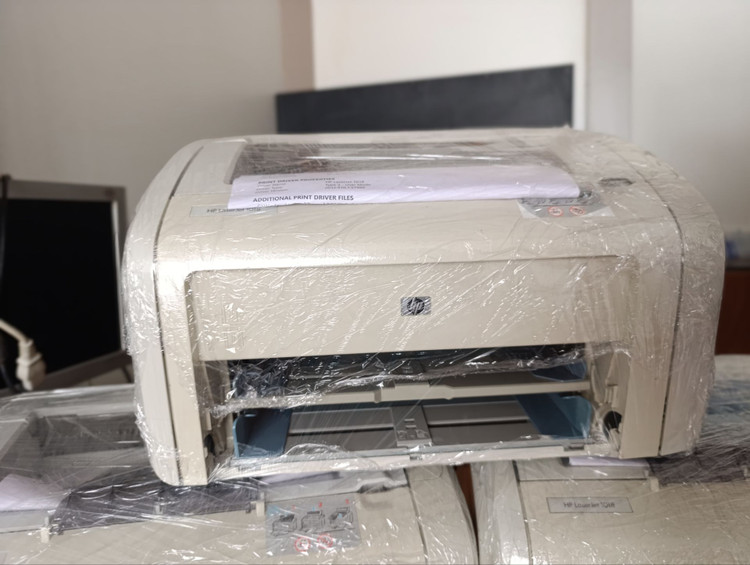 پرینتر اچ پی لیزری 1018 استوک جنرال سرویس شده همراه با کارتریچ